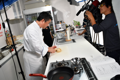 %e5%a1%a9%e3%81%ae%e3%83%81%e3%82%ab%e3%83%a9%e5%8b%95%e7%94%bb%e2%91%a0